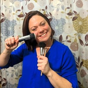 Meet your Posher, Catie